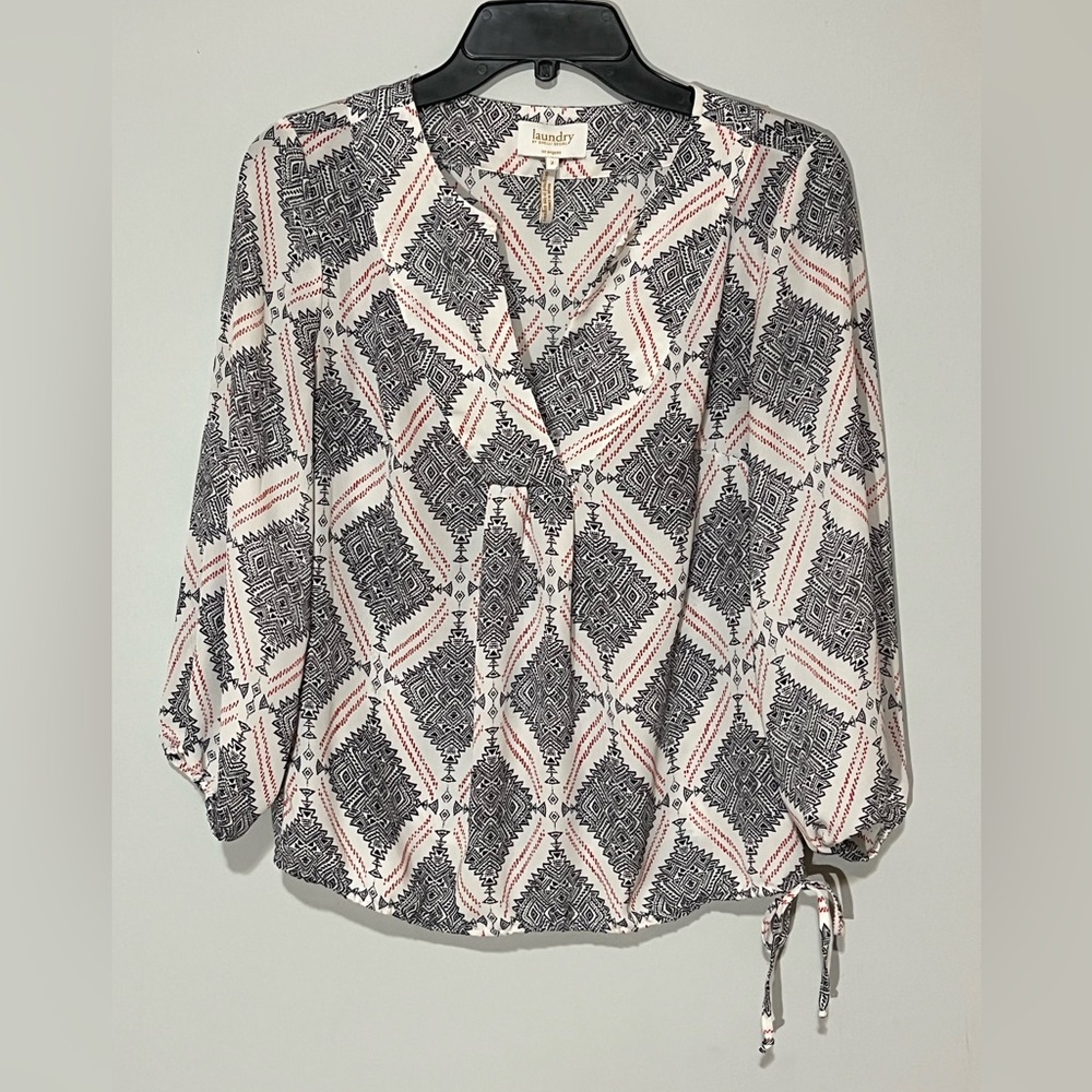 laundry By Shelli Segal - black, white, red pattern. 100% polyester